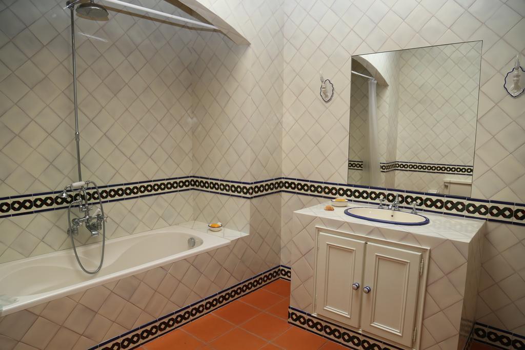 Quinta Dos Castanheiros Bed And Breakfast Ponte de Lima Bilik gambar