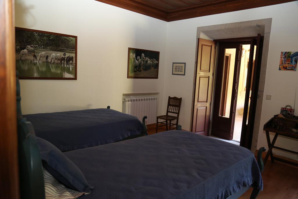 Quinta Dos Castanheiros Bed And Breakfast Ponte de Lima Bilik gambar