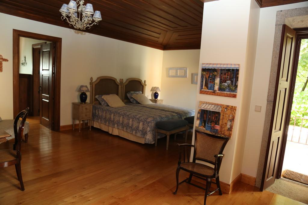 Quinta Dos Castanheiros Bed And Breakfast Ponte de Lima Bilik gambar