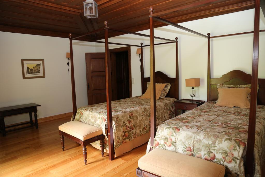 Quinta Dos Castanheiros Bed And Breakfast Ponte de Lima Bilik gambar
