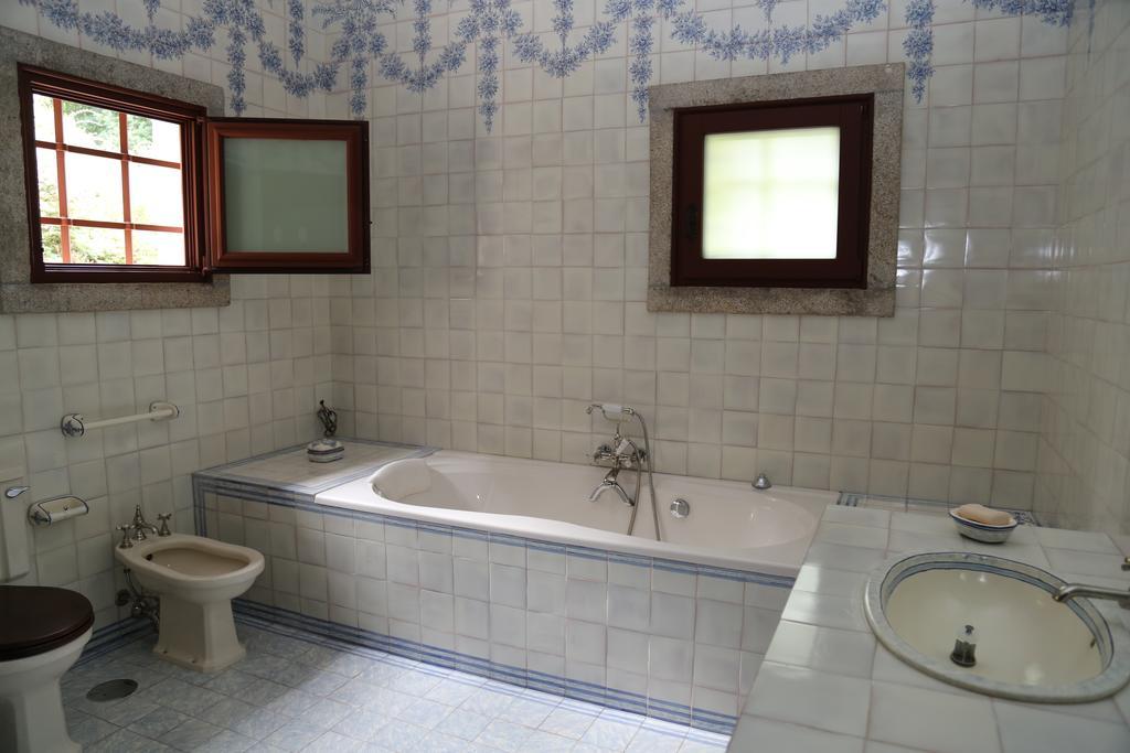 Quinta Dos Castanheiros Bed And Breakfast Ponte de Lima Bilik gambar